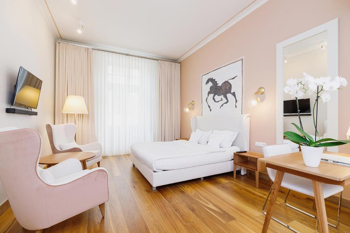Apartahotel Bracka 6